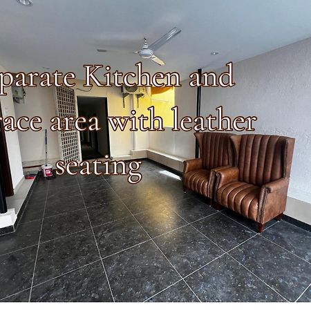 Meher Arcade And Hotel 벨로르 외부 사진